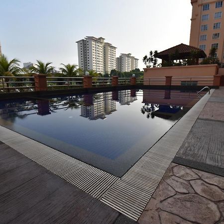 75кв.м 3, 2 баня Апартамент
 в Черас Apartment Куала Лумпур Екстериор снимка